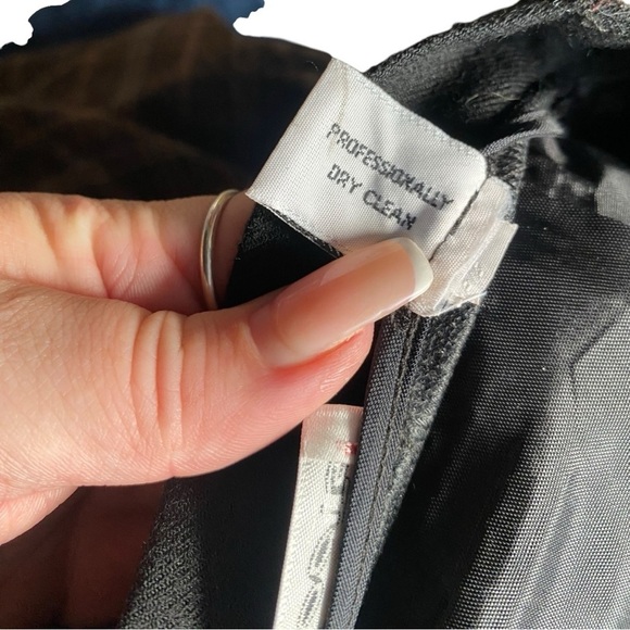 Talbots Vintage Wool Asymmetrical Skirt I Size: 14 - Picture 10 of 11